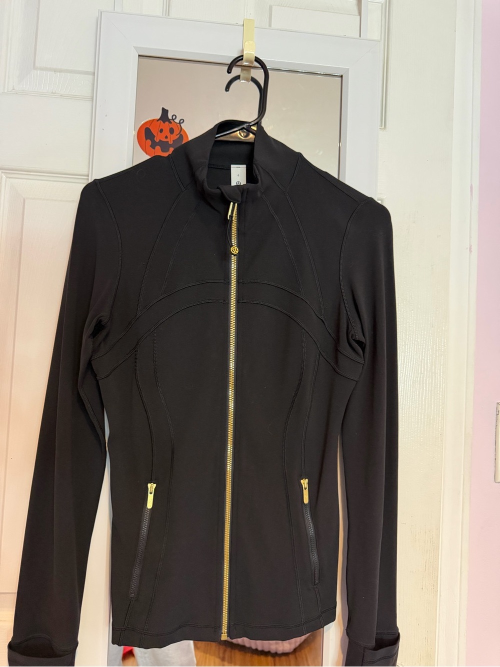 Lululemon define jacket size 6